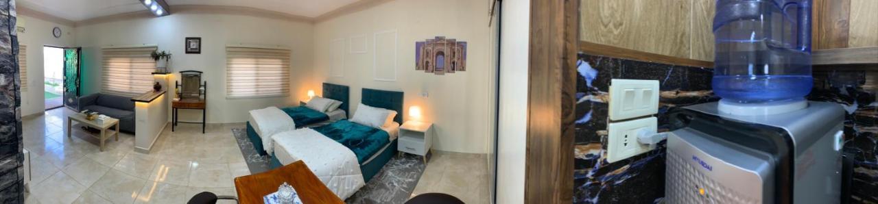 Tayoon Host Apartment Джераш Екстериор снимка